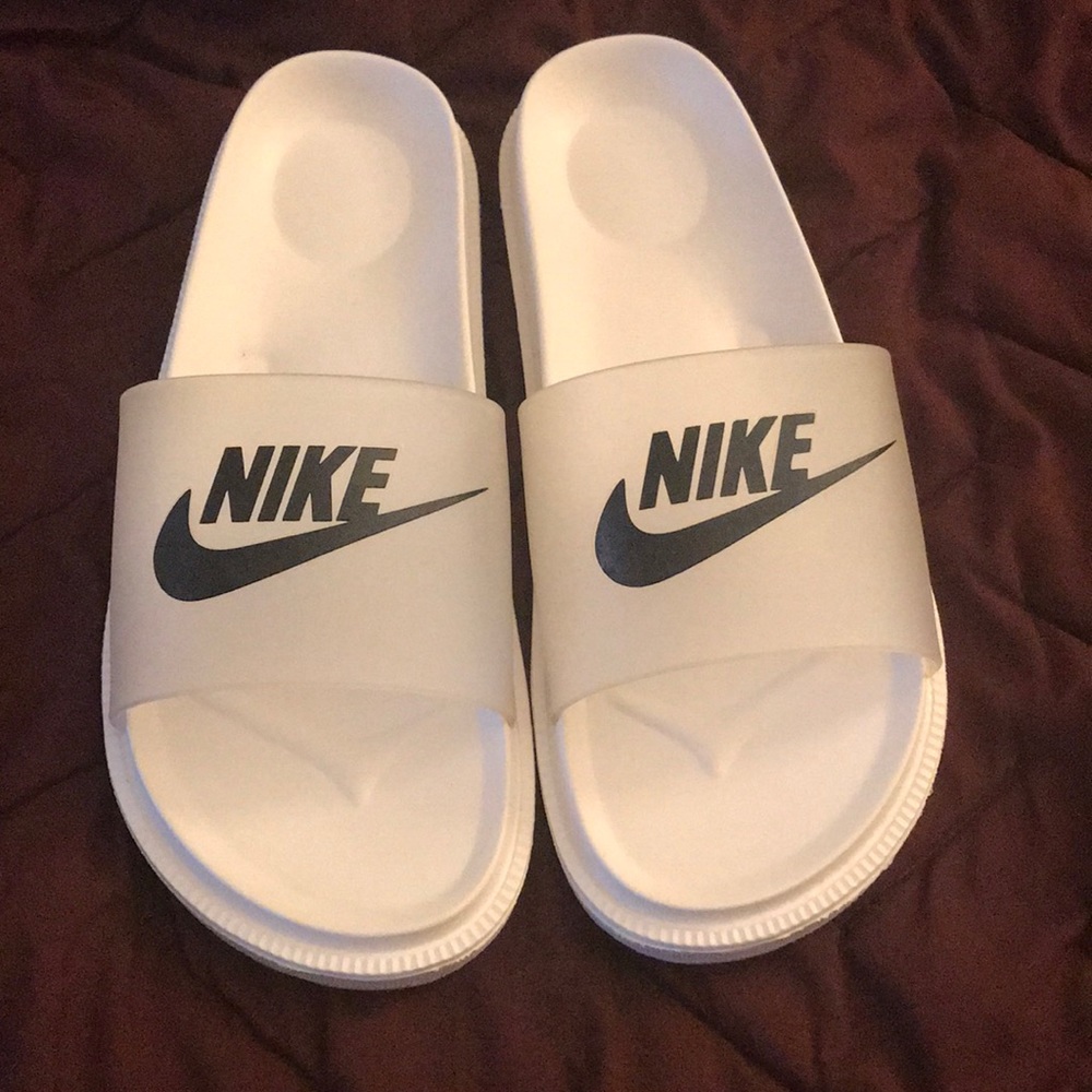Nike White Slide